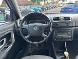 Škoda Roomster (2008) Scout 1.4i 63kW - náhled 17