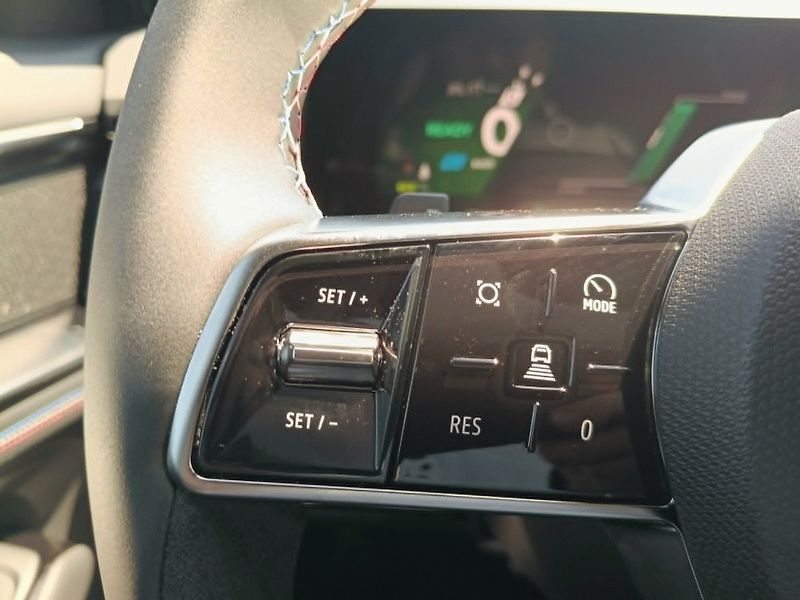 Renault Rafale (2026) esprit Alpine hyper hybrid E-T - fotka 25 z 29