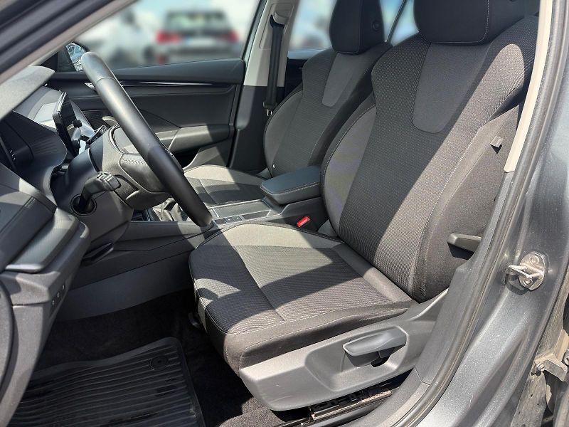 Škoda Octavia (2023) AMBITION 1.5TSI 110kW CZ DPH - fotka 7 z 11