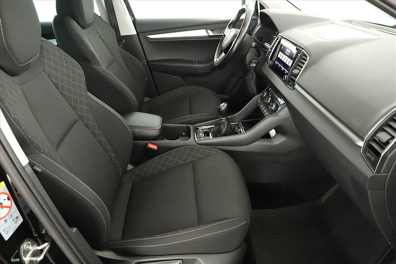 Škoda Karoq (2020) Ambition 1.0 TSI, Serv.kniha - fotka 7 z 13