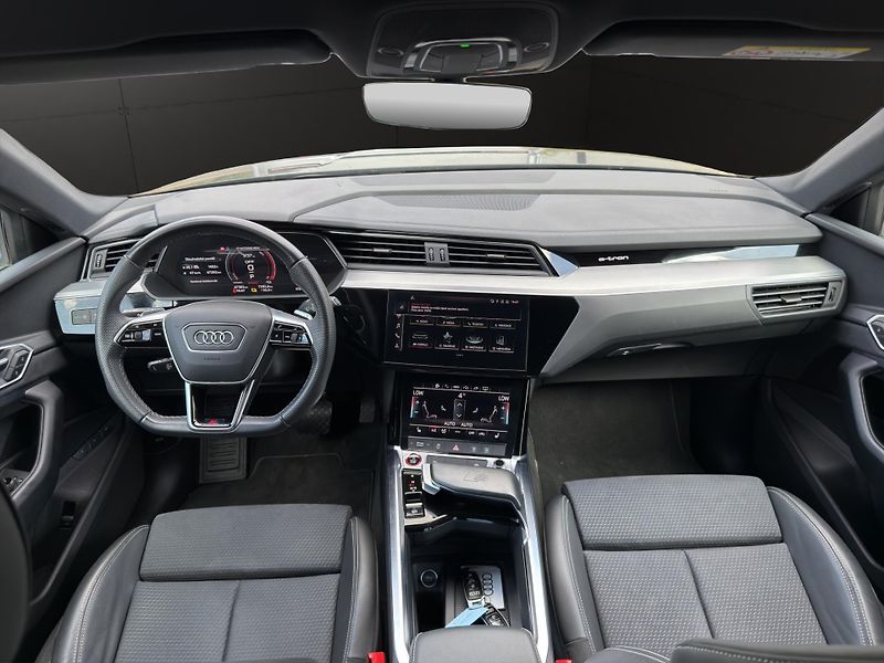 Audi e-tron (2022) ETRON-S 370KW 21 ALU - fotka 14 z 27