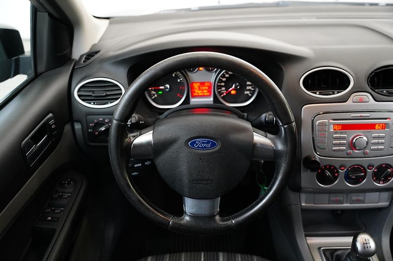 Ford Focus - fotka 15 z 20