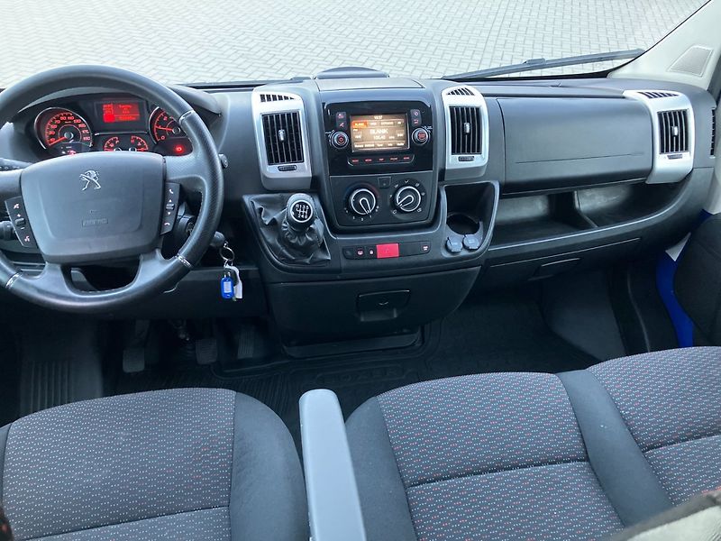 Peugeot Boxer (2022) VALNÍK DVOUKABINA 2.2BHDI L3 - fotka 16 z 26