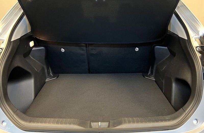 Toyota Yaris Cross 1,5 Hybrid AT Comfort - fotka 10 z 15