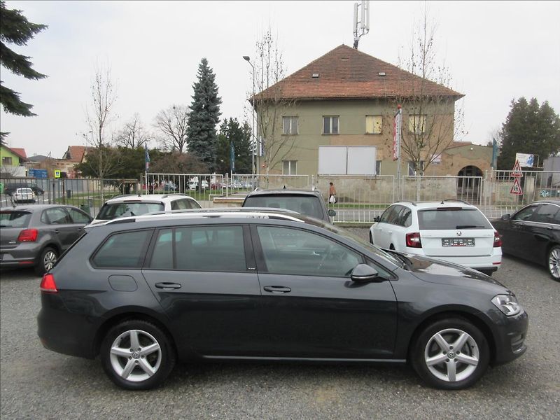 Volkswagen Golf 1,4 TSI 92 kW Edice Allstar - fotka 4 z 16