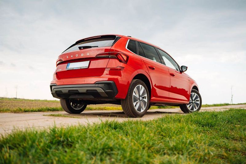 Škoda Kamiq (2025) 1.0 TSI, Drive, FullLed - fotka 6 z 25
