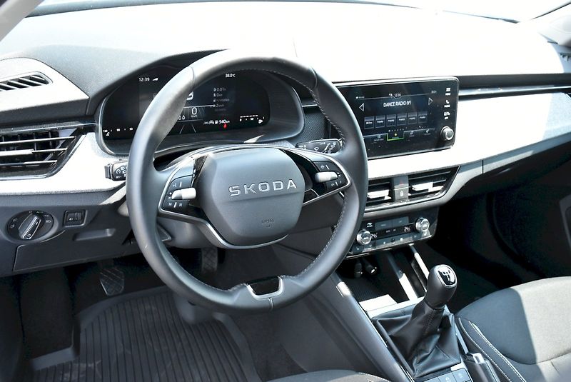 Škoda Kamiq (2025) Selection 1.0 TSI 85 kW - fotka 6 z 27