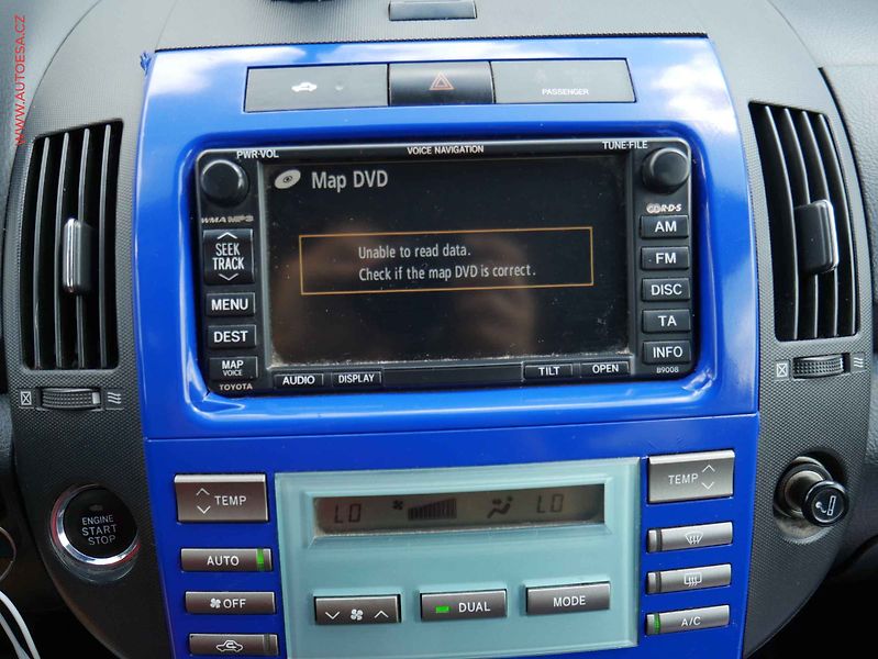 Toyota Corolla Verso (2008) 2.2D, AC, TZ, temp - fotka 16 z 20