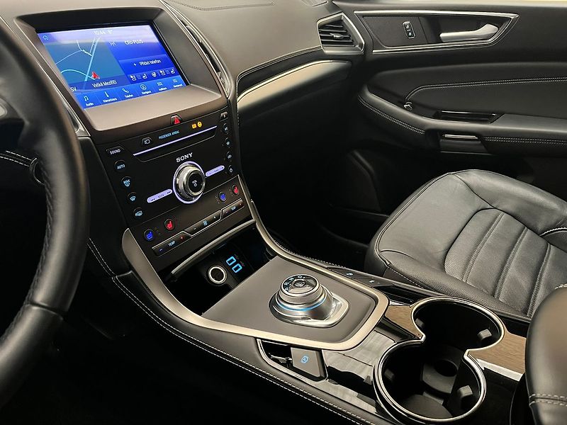 Ford Galaxy 2.5 HEV VIGNALE LED 7míst - fotka 18 z 77