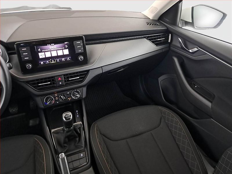 Škoda Scala (2023) Ambition 1.5 TSI, ČR,1.maj - fotka 8 z 16
