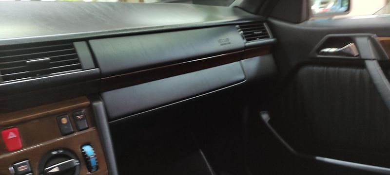 Mercedes-Benz 124 (1994) 320 kupé - fotka 13 z 18