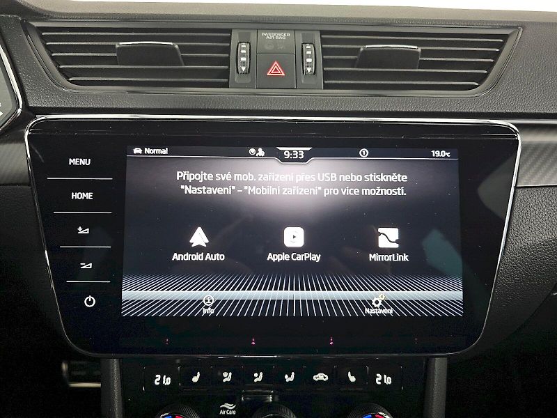 Škoda Superb (2023) 2.0TSi 140kW DSG SPORTLINE TAŽ - fotka 14 z 32
