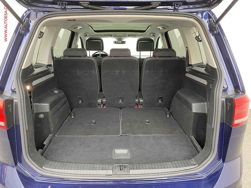 Volkswagen Touran (2017) 2.0 TDi, Sound, DSG, LED - fotka 7 z 18