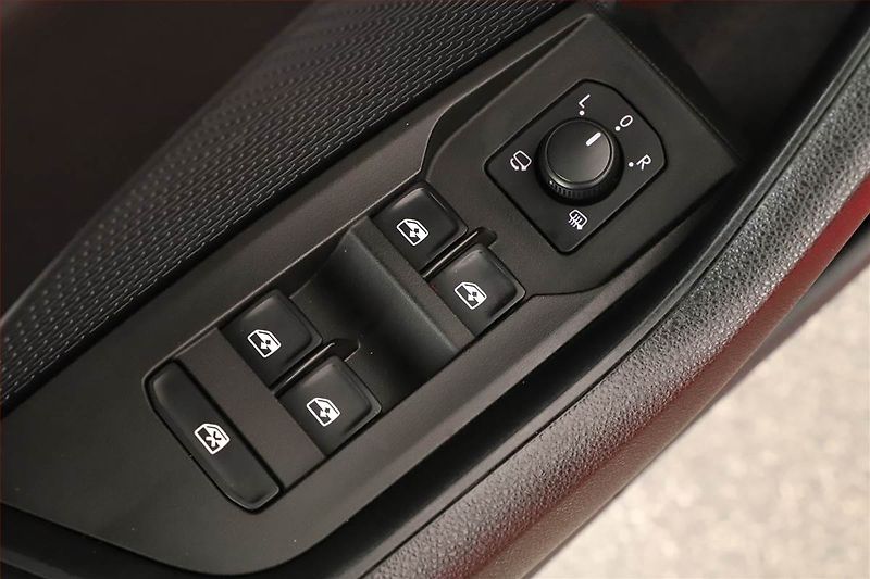 Škoda Octavia (2020) 1.5 TSI, ČR,1.maj, Tempomat - fotka 9 z 21