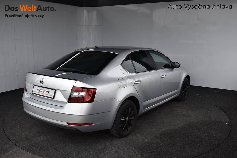 Škoda Octavia (2018) 2.0TDI 110kW, LED, nez. topení - fotka 2 z 25