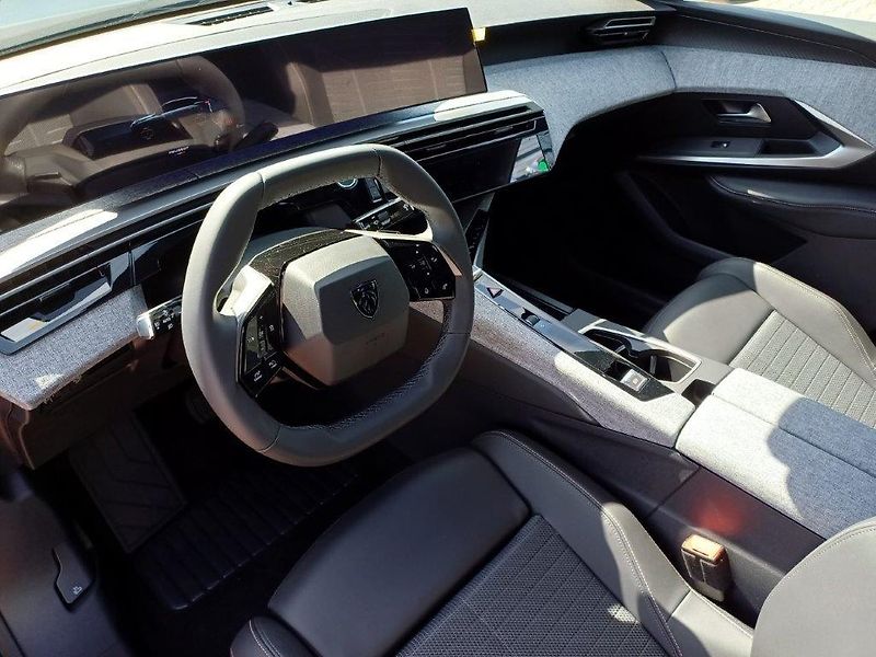 Peugeot 3008 (2026) BUSSINES  Hybrid 145 e-DCS6 - fotka 17 z 33