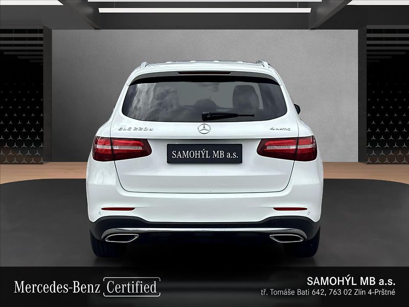 Mercedes-Benz GLC 220d 4MATIC AMG Linie - fotka 4 z 13