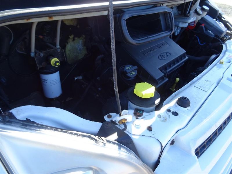 Ford Transit 2,2 - fotka 21 z 22