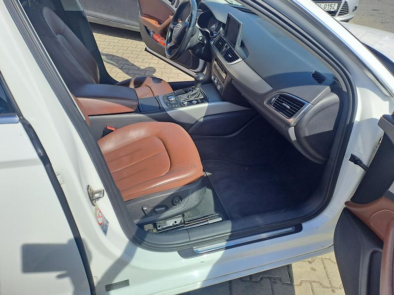 Audi A6 (2013) 2,0 TDi 130 kW AUT NAVI KŮŽE - fotka 21 z 23