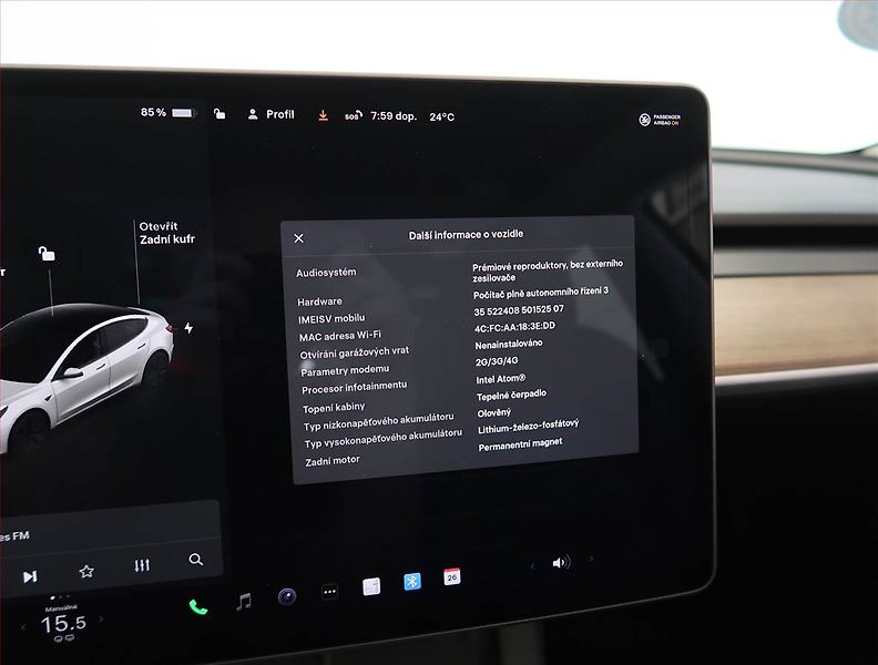 Tesla Model 3 (2021) Std Range Plus LFP, SoH 93% - fotka 27 z 33