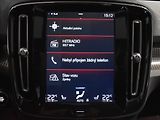 Volvo XC40 2,0 B4 AWD R-design BLIS - náhled 17