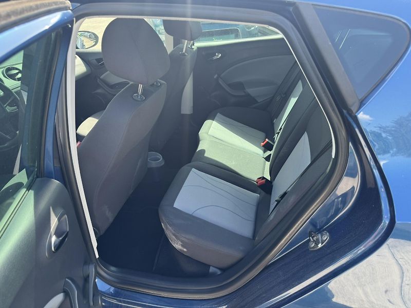 Seat Ibiza - fotka 8 z 12