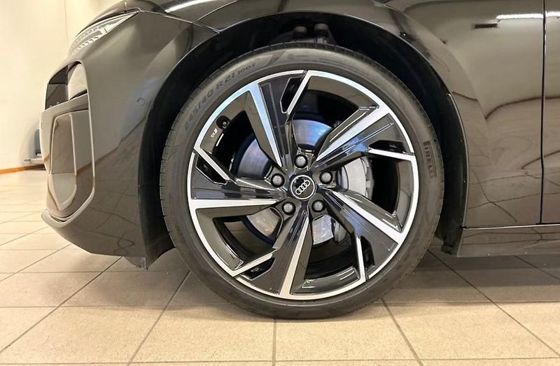 Audi A6 Avant e-tron Q 360k Tech Pro Pano - fotka 13 z 15