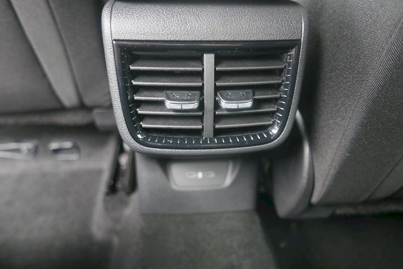 Škoda Fabia (2025) 1.0 TSI 85 kW M6° Monte Carlo - fotka 27 z 32