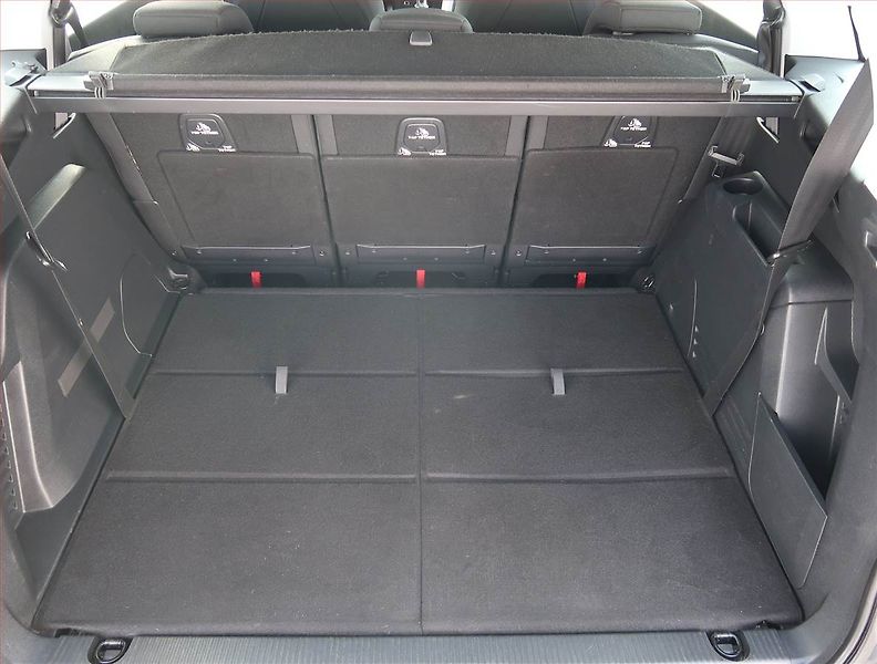 Peugeot 5008 (2017) PureTech 130, Serv.kniha - fotka 13 z 22