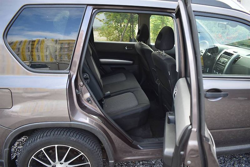 Nissan X-Trail 2,0 DCi 1M,127KW,TOP BARVA! - fotka 15 z 19