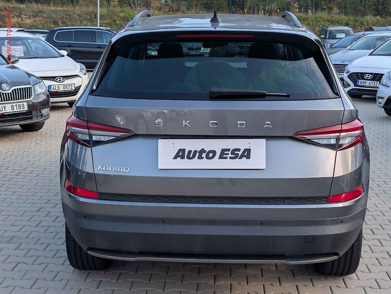 Škoda Kodiaq (2022) 2.0 TDi, Ambition, DSG, LED - fotka 5 z 23