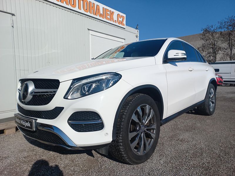 Mercedes-Benz GLE (2017) Coupe 400 245kW 4matic ČR DPH - fotka 4 z 23