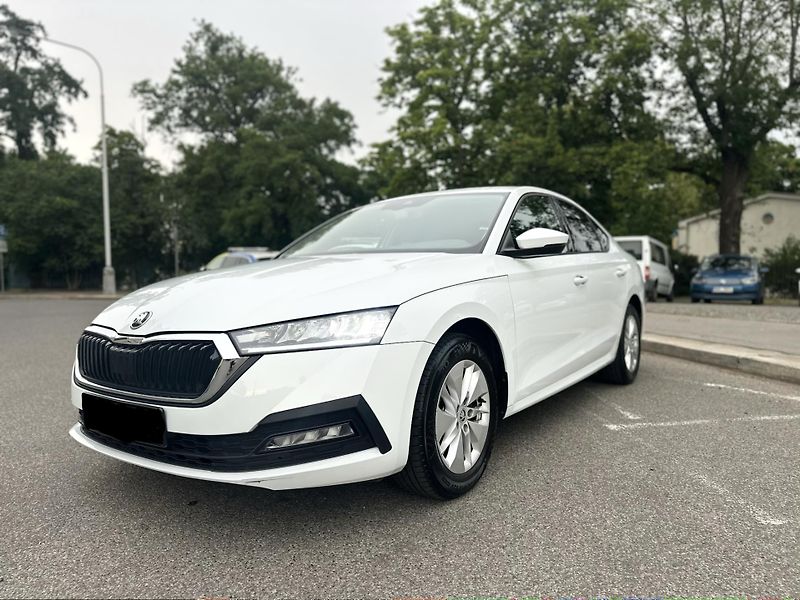 Škoda Octavia (2023) - fotka 1 z 16