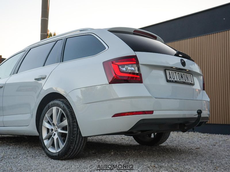 Škoda Octavia (2020) Combi 1.6 TDI Ťažné, Adaptív - fotka 18 z 20