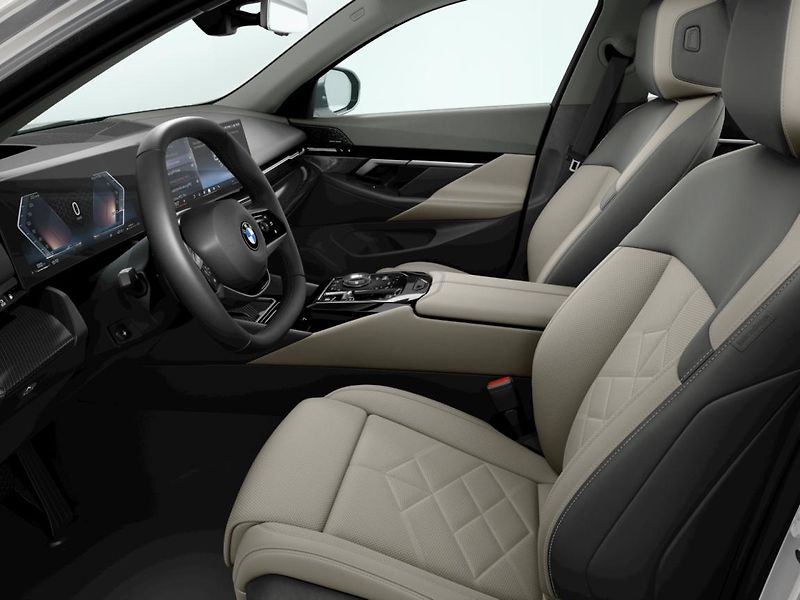 BMW Řada 5 540d xDrive Sedan - fotka 4 z 6