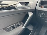 Volkswagen Touran 2,0TDi 140kW HIGHLINE BUSINESS - náhled 19