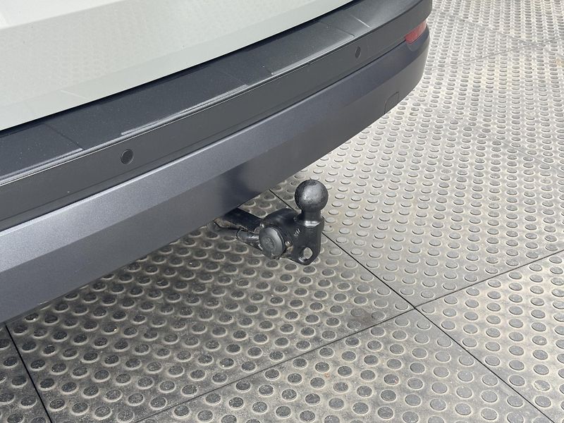 Škoda Karoq (2019) 1.5TSi DSG Style Virtual RZV - fotka 26 z 52