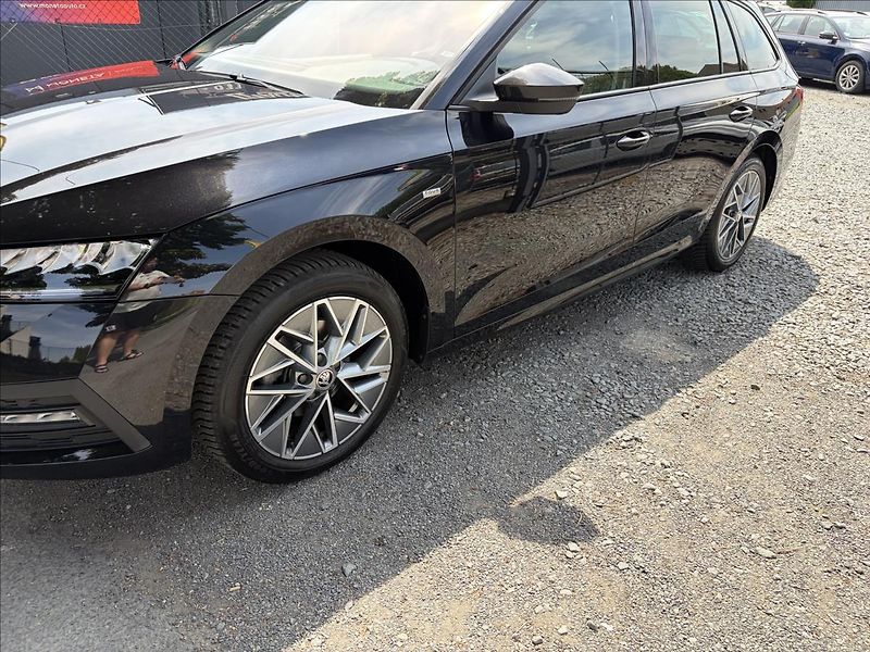 Škoda Octavia 1,5 TSi DPH  ACC,LED,KESSY,ALU - fotka 41 z 50