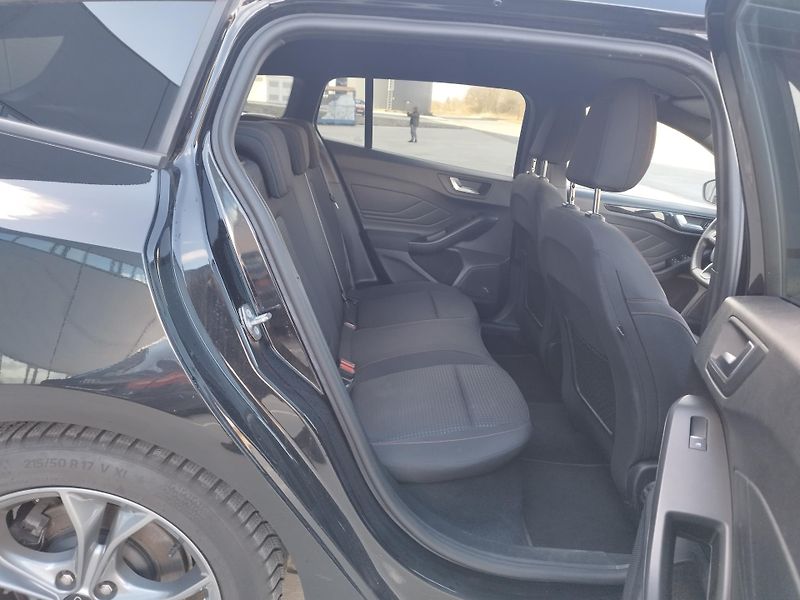 Ford Focus 1.5DCI,volat-608081843,ST-line - fotka 17 z 18