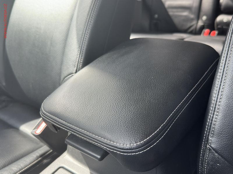 Honda CR-V (2014) 2.0 4x4, Navi, bixen - fotka 18 z 21