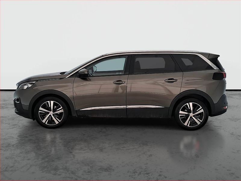 Peugeot 5008 (2019) PureTech 180, Automat, 7 míst - fotka 3 z 18
