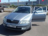 Škoda Octavia 1,9TDi 4X4 !!! KŮŽE,VÝHŘEVY ! - náhled 13