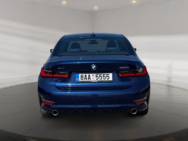 BMW Řada 3 (2020) xDRIVE 320i 135kW 4x4 CZ DPH - fotka 5 z 11