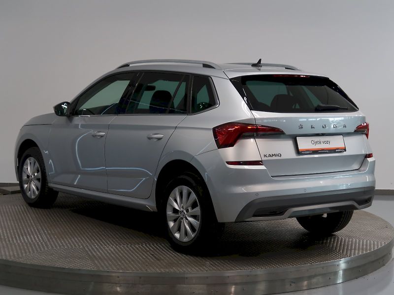 Škoda Kamiq (2021) STYLE 1.0TSI 81KW LED CZ TAŽNÉ - fotka 7 z 38