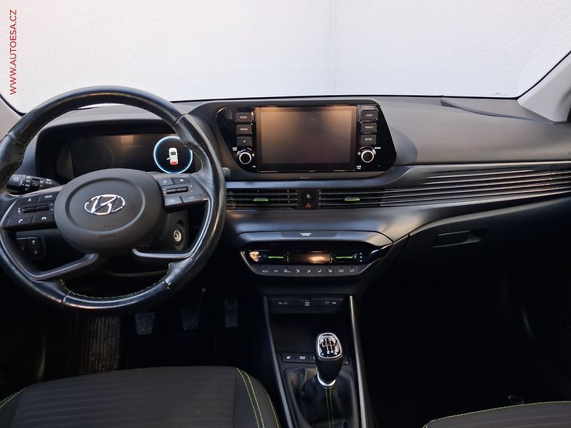 Hyundai i20 (2020) 1.0 T-GDi, +ALU, kamera - fotka 8 z 16
