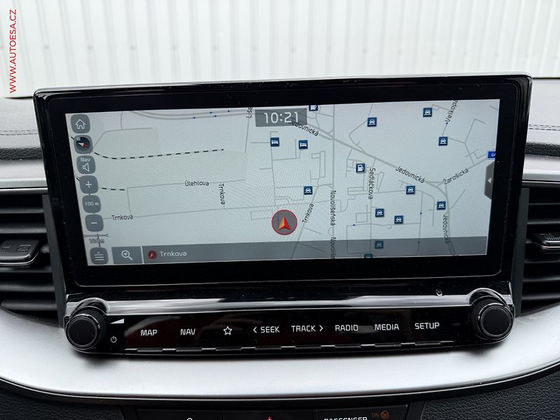Kia Ceed (2021) 1.4 T-GDi, 2.maj,ČR, AT, LED - fotka 14 z 18