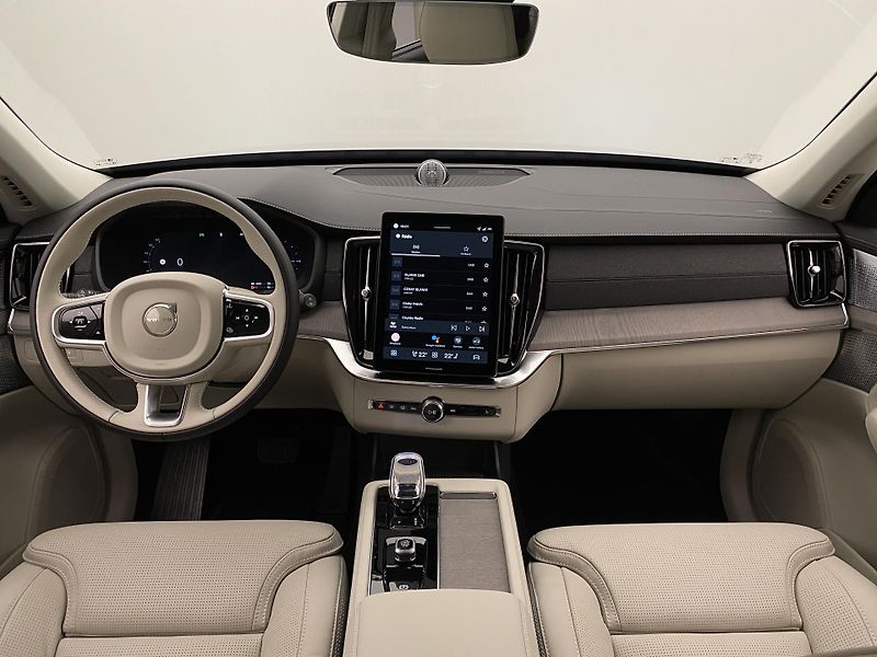 Volvo XC90 (2025) T8 AWD RECHARGE BRIGHT PLUS 7m - fotka 2 z 75