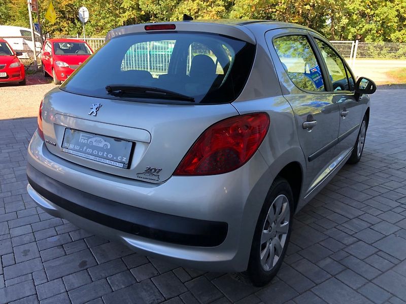 Peugeot 207 (2008) 1.4 Klima - fotka 5 z 22