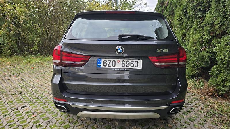 BMW X5 (2017) - fotka 6 z 18