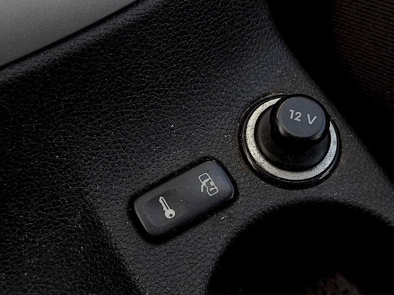Škoda Octavia (2011) Combi Ambition 1,6 Tdi 77 Kw - fotka 13 z 29